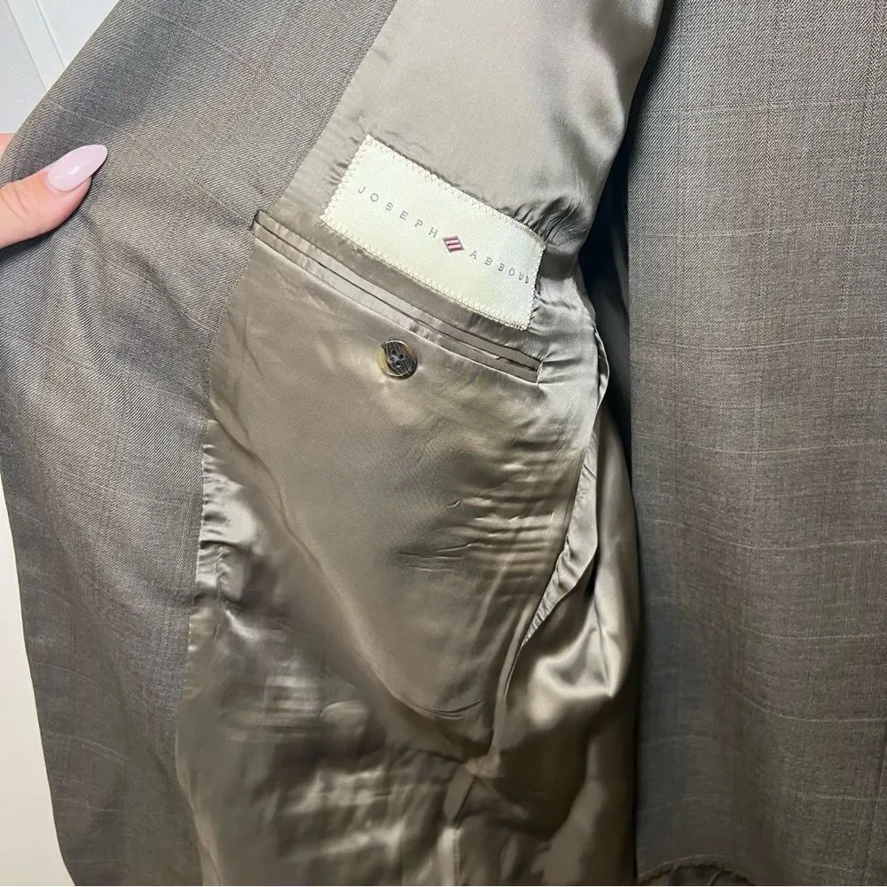 NEW Joseph Abbound Suit Set